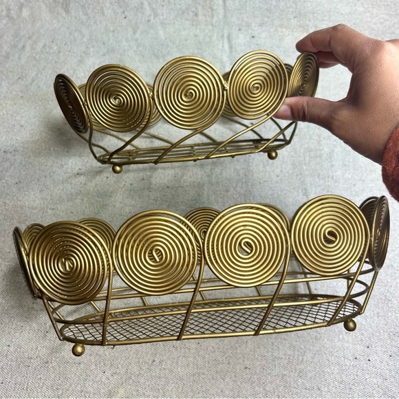 Vtg Mid Century Modern footed gold spiral/coil baskets - Picture 2 of 12